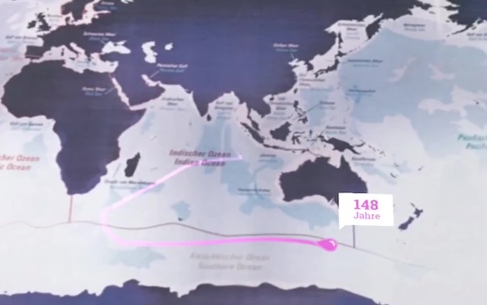 AR-Weltkarte mit Weg eines Wassertropfen im Ozean
